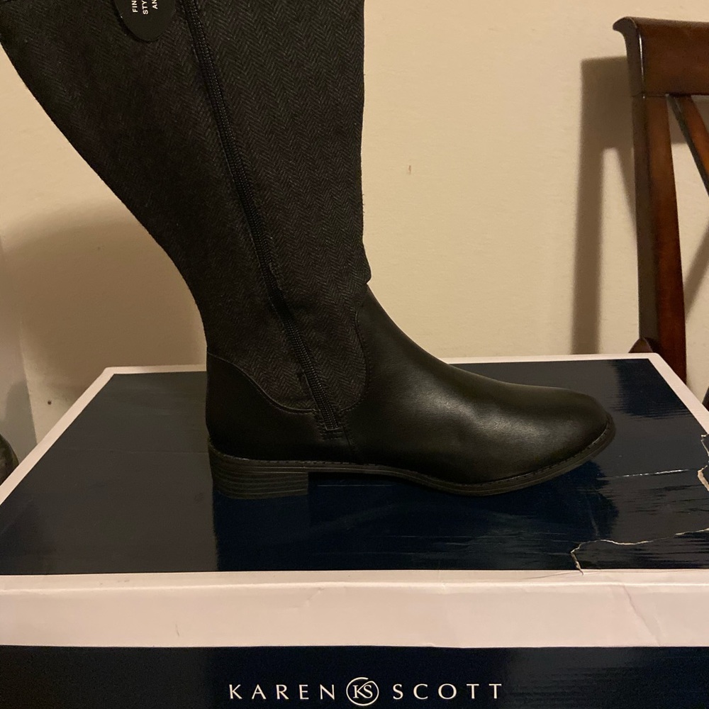 Riding boots
